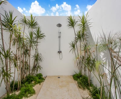 Luxury Villa Photo #42