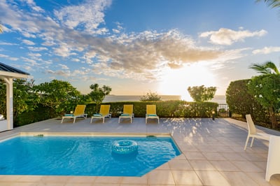 Luxury Villa Photo #4