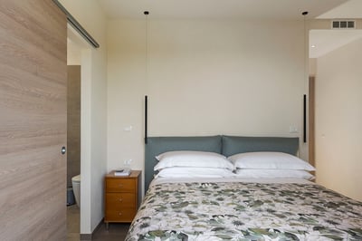 Luxury Villa Photo #38