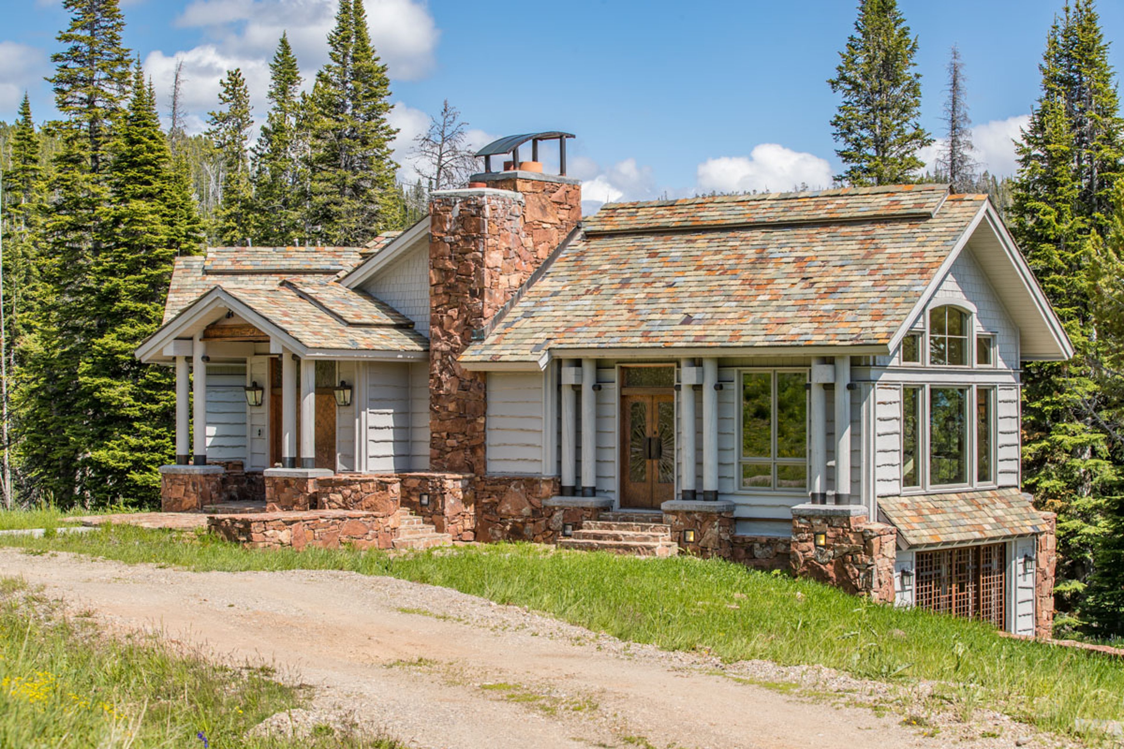 Beehive Basin Chalet - 28