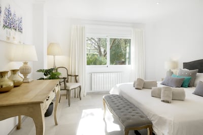 Luxury Villa Photo #33