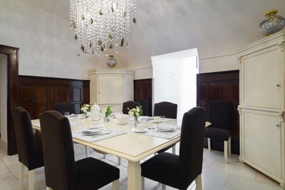 Luxury Villa Photo #40
