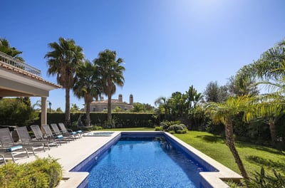 Luxury Villa Photo #4