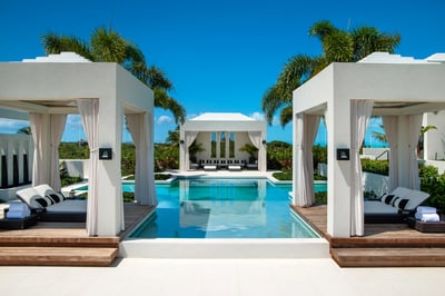 Luxury Villa Photo #6