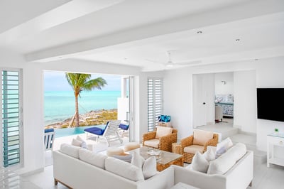 Luxury Villa Photo #39