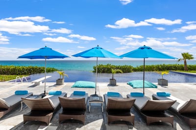 Luxury Villa Photo #6