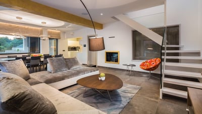 Luxury Villa Photo #30