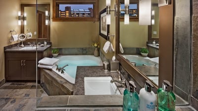 King ensuite