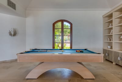 Luxury Villa Photo #18