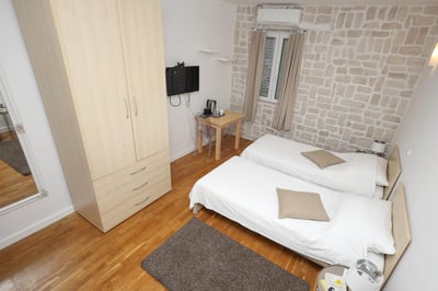 Luxury Villa Photo #39