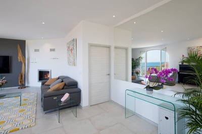 Luxury Villa Photo #19