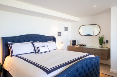 Luxury Villa Photo #37