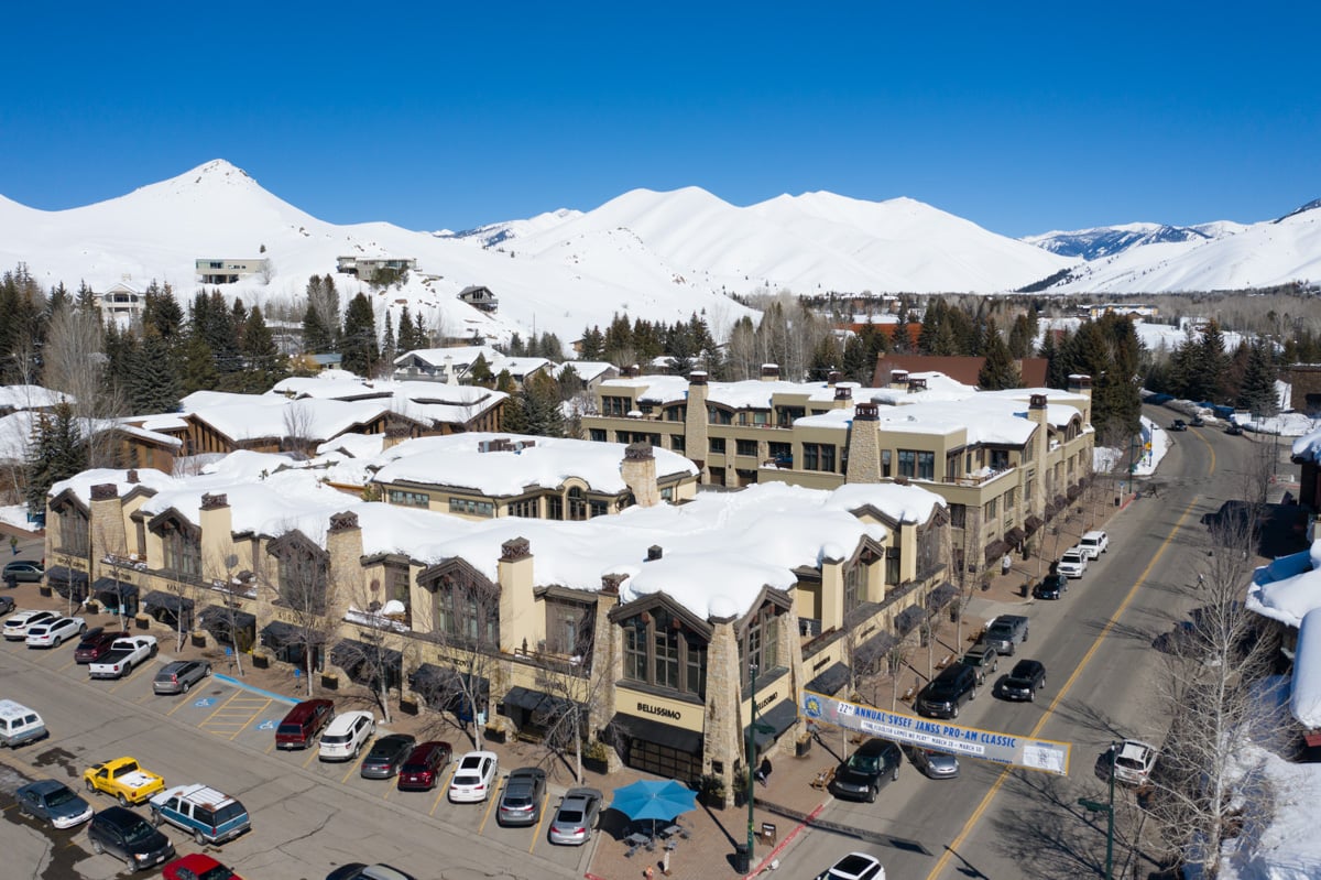 Colonnade Residence 14