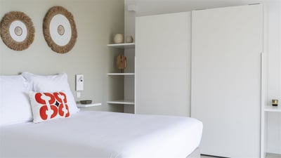 Luxury Villa Photo #16