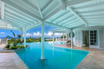 Luxury Villa Photo #6