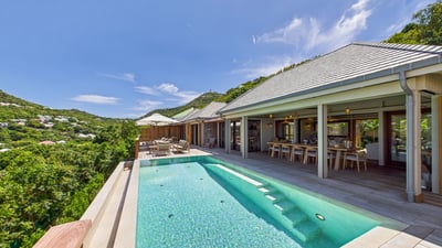 Luxury Villa Photo #7