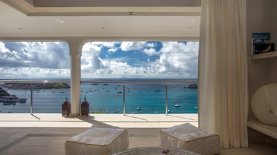 Luxury Villa Photo #15
