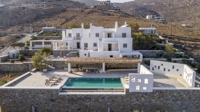 Luxury Villa Photo #46