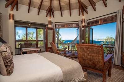 Luxury Villa Photo #28