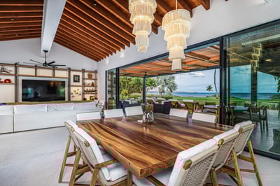 Luxury Villa Photo #41