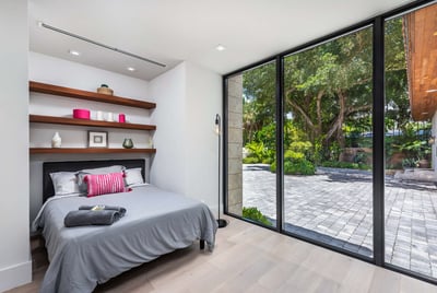 Luxury Villa Photo #29