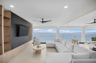 Luxury Villa Photo #26