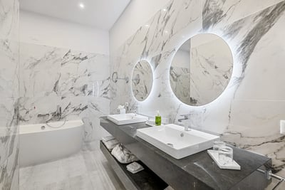 Luxury Villa Photo #55
