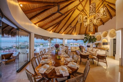 Luxury Villa Photo #20