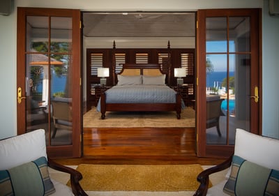 Luxury Villa Photo #13