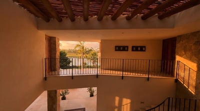 Luxury Villa Photo #19