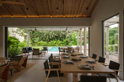 Luxury Villa Photo #13