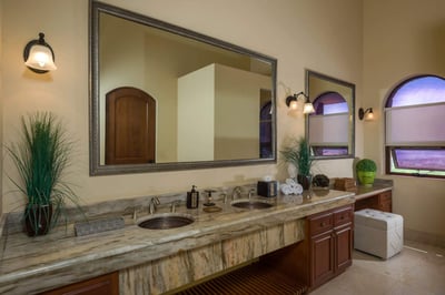 Luxury Villa Photo #38