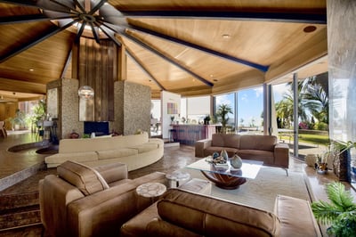 Luxury Villa Photo #32