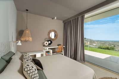 Luxury Villa Photo #58