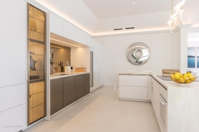 Luxury Villa Photo #26