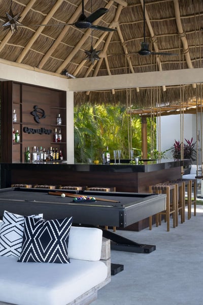 Luxury Villa Photo #11