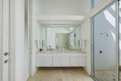 Luxury Villa Photo #39
