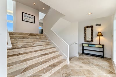 Luxury Villa Photo #39