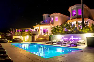 Luxury Villa Photo #2