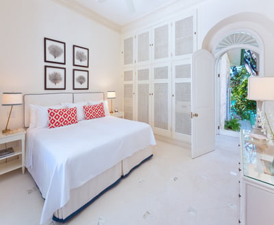 Luxury Villa Photo #27