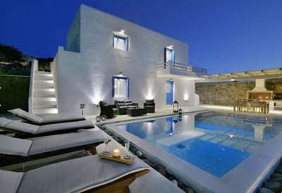 Luxury Villa Photo #3