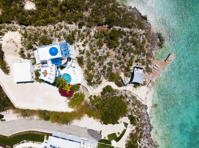 Luxury Villa Photo #4