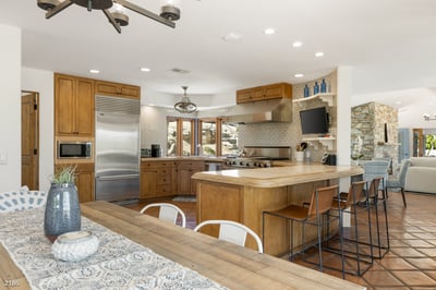 Luxury Villa Photo #24