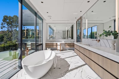 Luxury Villa Photo #33