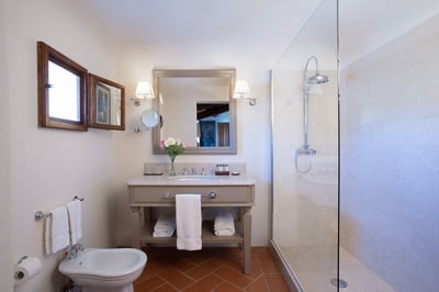 Luxury Villa Photo #34