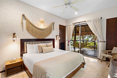 Luxury Villa Photo #28