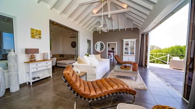 Luxury Villa Photo #24