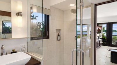 Luxury Villa Photo #37