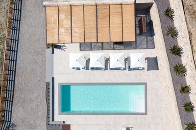 Luxury Villa Photo #4