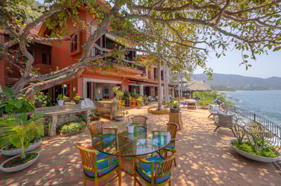 Luxury Villa Photo #9